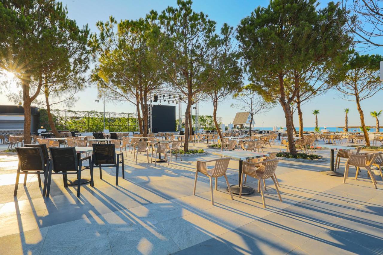 Crystal Centro Resort - Ultimate All Inclusive Antalia Esterno foto