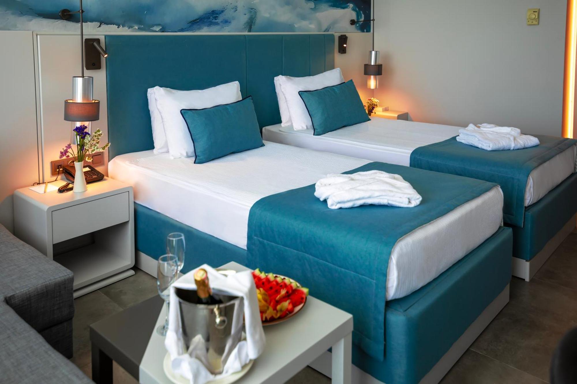 Crystal Centro Resort - Ultimate All Inclusive Antalia Esterno foto