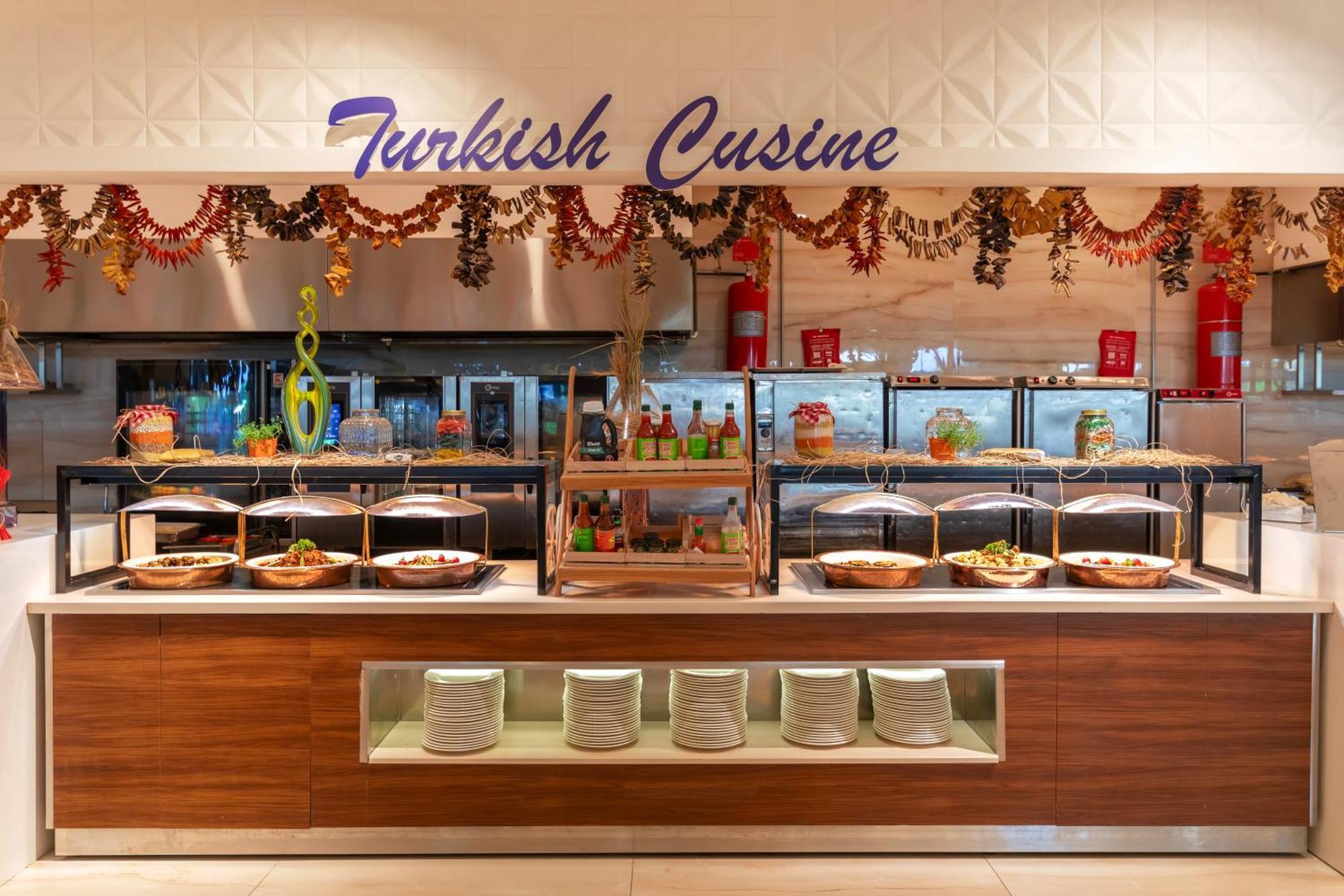 Crystal Centro Resort - Ultimate All Inclusive Antalia Esterno foto